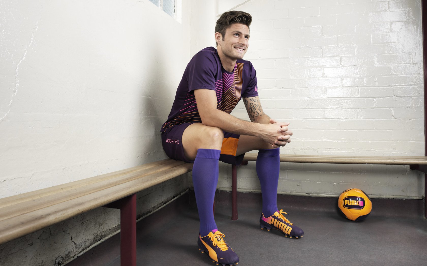 新王登基!田径世锦赛男子100米世界纪录被刷新,天才少年9秒43震惊全球